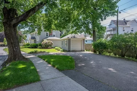 151 Coolidge Rd, Worcester, MA 01602 photo 5