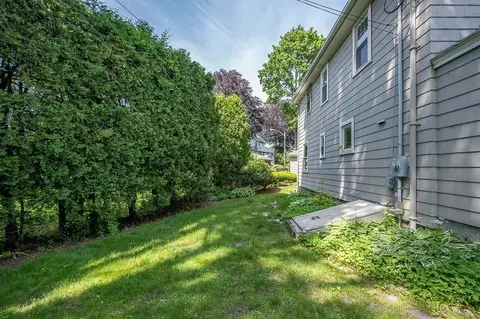 151 Coolidge Rd, Worcester, MA 01602 photo 8