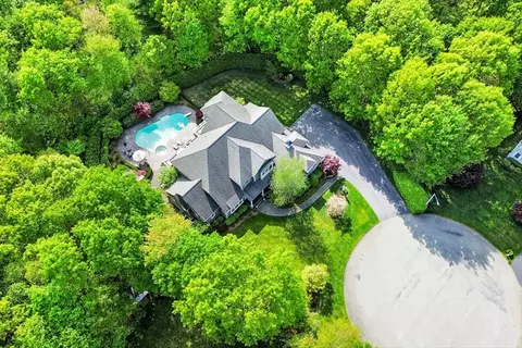 30 James Massey Ln, Stoughton, MA 02072