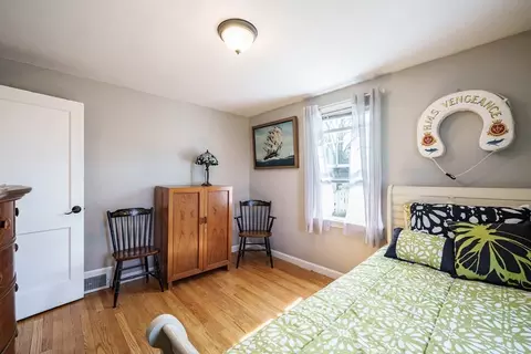 48 Clairmont Ave, Chicopee, MA 01013 photo 12