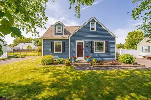 48 Clairmont Ave, Chicopee, MA 01013