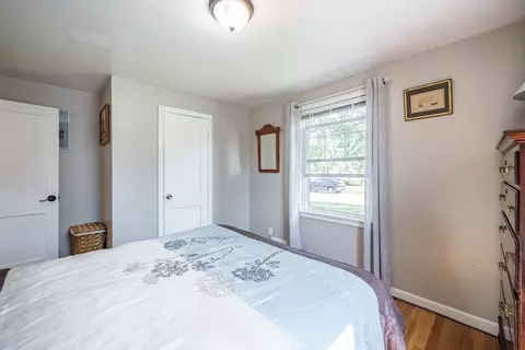 48 Clairmont Ave, Chicopee, MA 01013 photo 15
