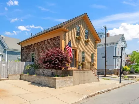 81 Allen St, New Bedford, MA 02740