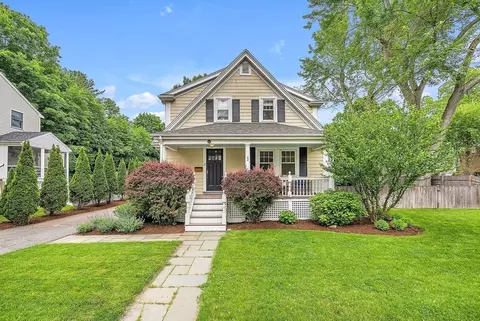 3 Thorpe Rd, Needham, MA 02494