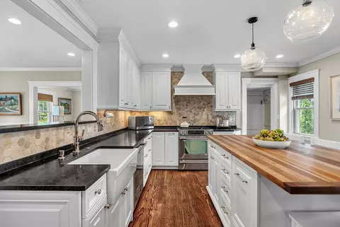 3 Thorpe Rd, Needham, MA 02494 photo 15