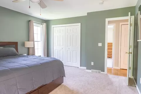 9 Camelot Ln, Easthampton, MA 01027 photo 13