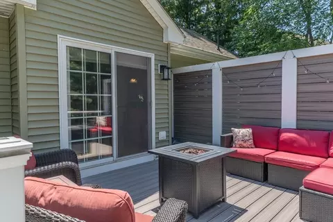 9 Camelot Ln, Easthampton, MA 01027 photo 32
