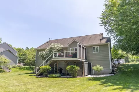 9 Camelot Ln, Easthampton, MA 01027 photo 28