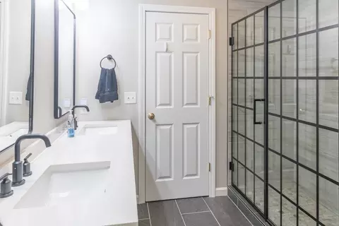 9 Camelot Ln, Easthampton, MA 01027 photo 15
