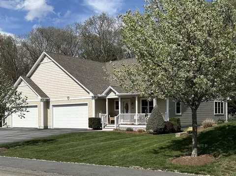 74 Virginia Dr #74, Rochdale, MA 01542