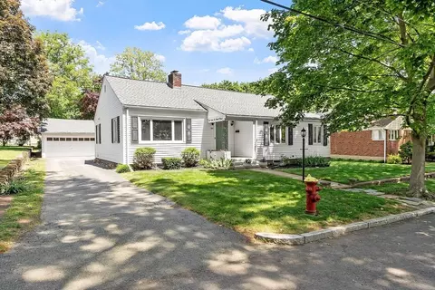 286 Laurel St, Melrose, MA 02176