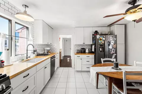 56 Dane St #2, Beverly, MA 01915 photo 11