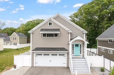 173 Beach Rd, Salisbury, MA 01952
