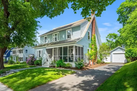 11 Argyle St, Andover, MA 01810