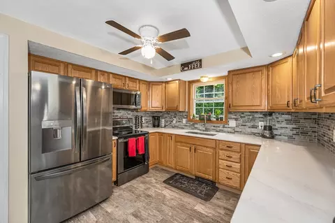 37 Sylvan Rd, Gardner, MA 01440 photo 5