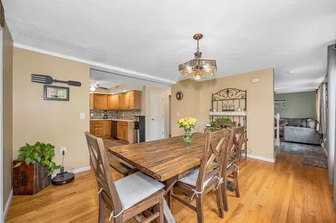 37 Sylvan Rd, Gardner, MA 01440 photo 4