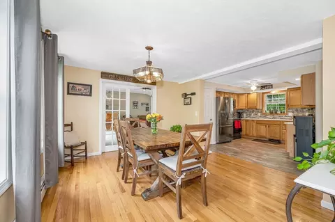 37 Sylvan Rd, Gardner, MA 01440 photo 2