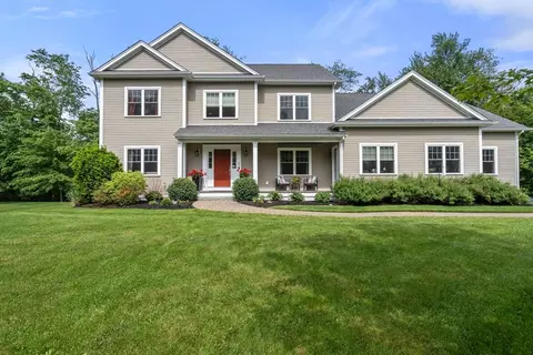53 Thompson Ave, Westwood, MA 02090