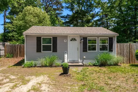 41 Plymouth Ave, Wareham, MA 02538
