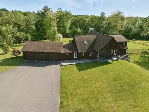 4 Paddock Rd, Rutland, MA 01543