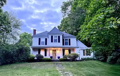 24 Summit Ave, Chelmsford, MA 01824