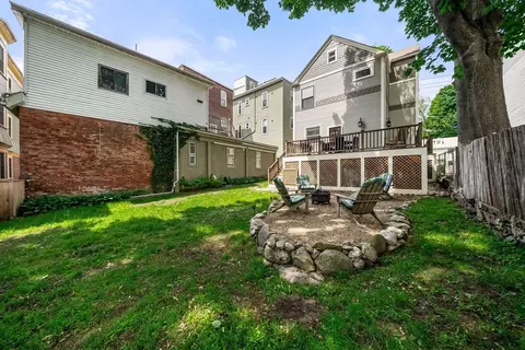 32 Clive St, Jamaica Plain, MA 02130
