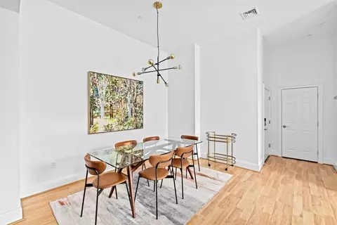 203 Middle St #6, Weymouth, MA 02189