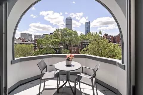 337 Marlborough #3, Boston, MA 02115