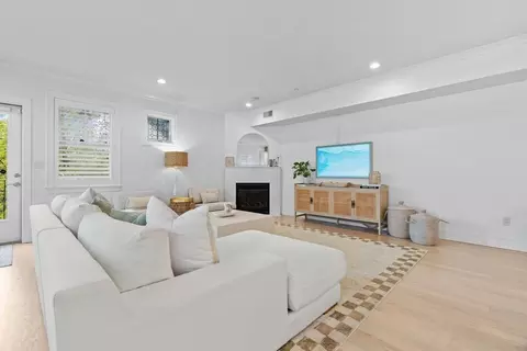603 E 6th St #2, Boston, MA 02127 photo 11