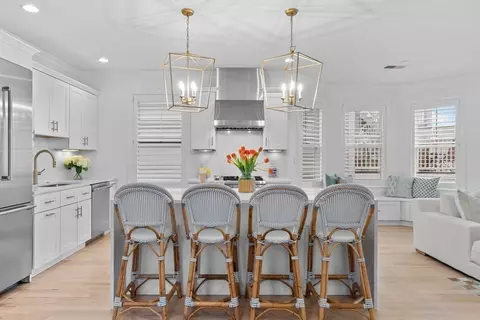 603 E 6th St #2, Boston, MA 02127 photo 4