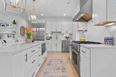 603 E 6th St #2, Boston, MA 02127 photo 6