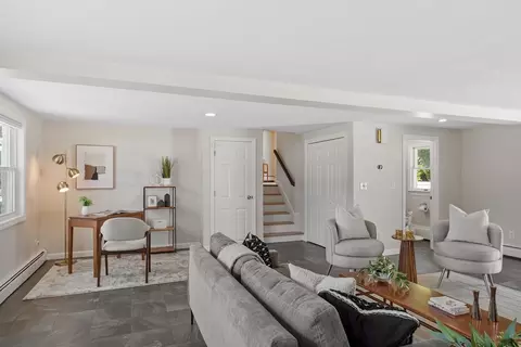 Living - 2 Appleton Rd, Wakefield, MA 01880 photo 12 of 12