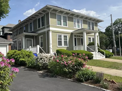 264 S Huntington Ave #2, Jamaica Plain, MA 02130