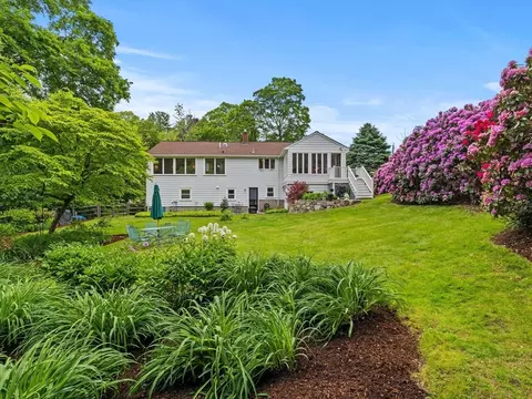29 Brook St, Wellesley, MA 02482 photo 20