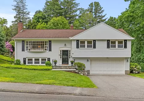 29 Brook St, Wellesley, MA 02482
