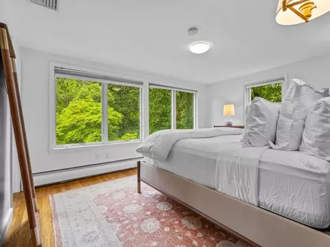 29 Brook St, Wellesley, MA 02482 photo 12