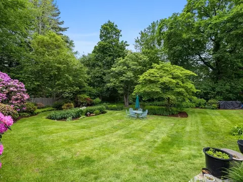 29 Brook St, Wellesley, MA 02482 photo 21