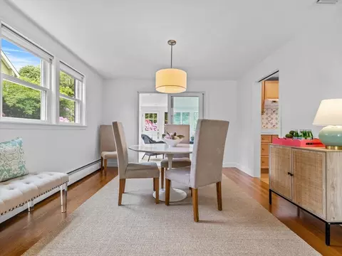 29 Brook St, Wellesley, MA 02482 photo 5