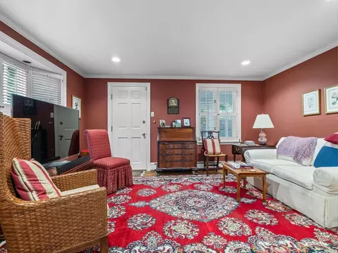 45 Mayo Rd, Wellesley, MA 02482 photo 6