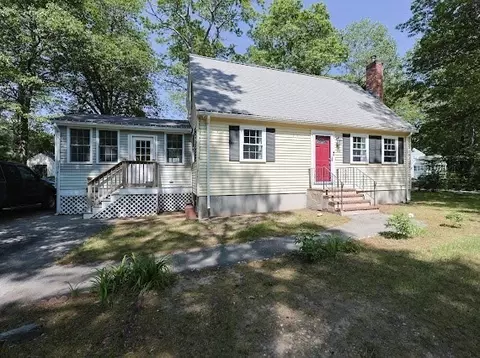 230 2nd St, Stoughton, MA 02072