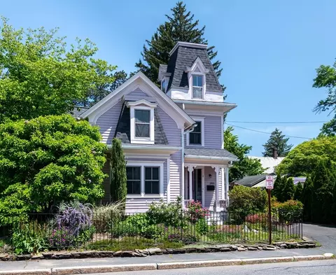 203 State St, Northampton, MA 01060