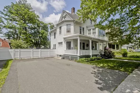 32 Greenleaf St, Springfield, MA 01108 photo 4