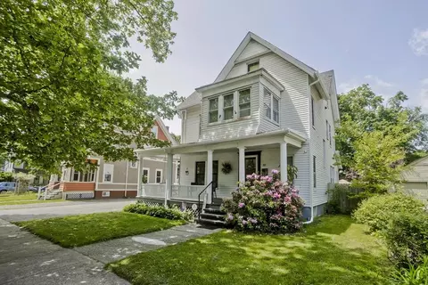 32 Greenleaf St, Springfield, MA 01108