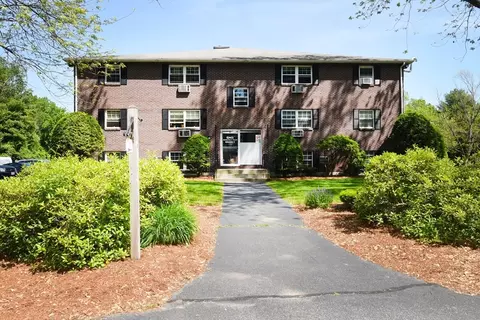 96 Richardson Rd #B-7, Chelmsford, MA 01863