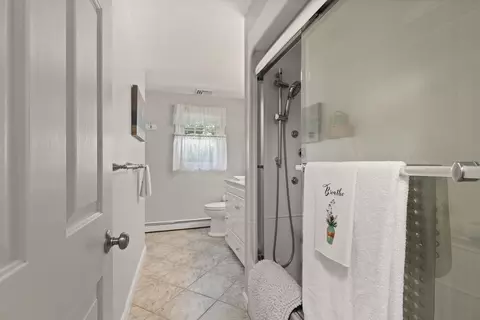10 Lisa Ln, Reading, MA 01867 photo 15