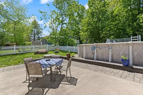 10 Lisa Ln, Reading, MA 01867 photo 27