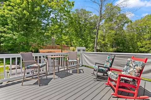 10 Lisa Ln, Reading, MA 01867 photo 23