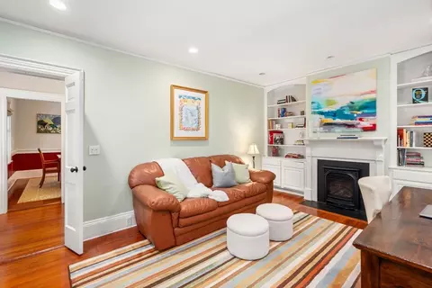 21 Studio Rd, Auburndale, MA 02466 photo 4
