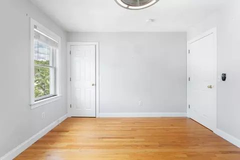 Bedroom - 5 Adele Ave, Haverhill, MA 01832 photo 6 of 9