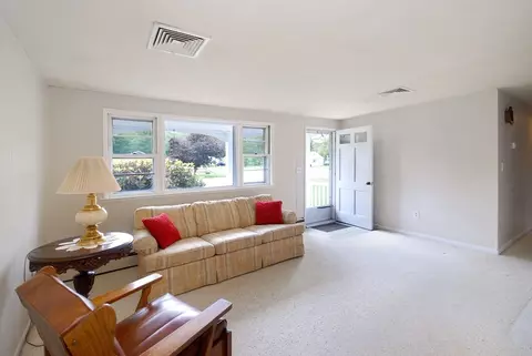 12 Reo Rd, Maynard, MA 01754 photo 7